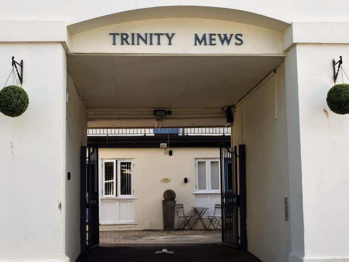 Апартаменты Harbour Retreat Trinity Mews Торки Экстерьер фото